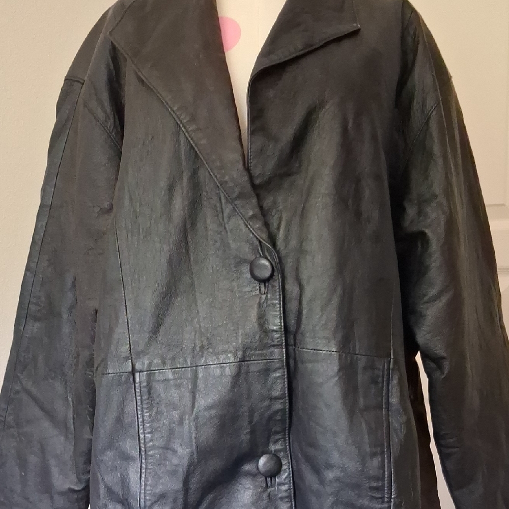 Black Leather Jacket with Lapel Collar and Relaxed Fit